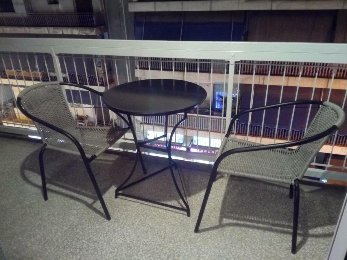 New Studio Next To Metro For 2 People Афины Экстерьер фото