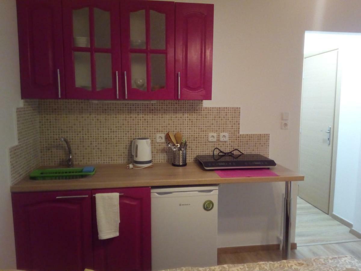 New Studio Next To Metro For 2 People Афины Экстерьер фото